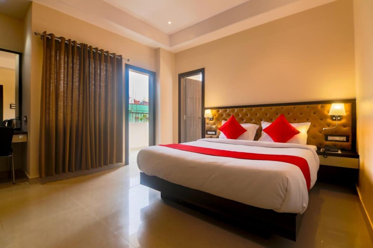 Aditya Residency Guwahati Exterior foto